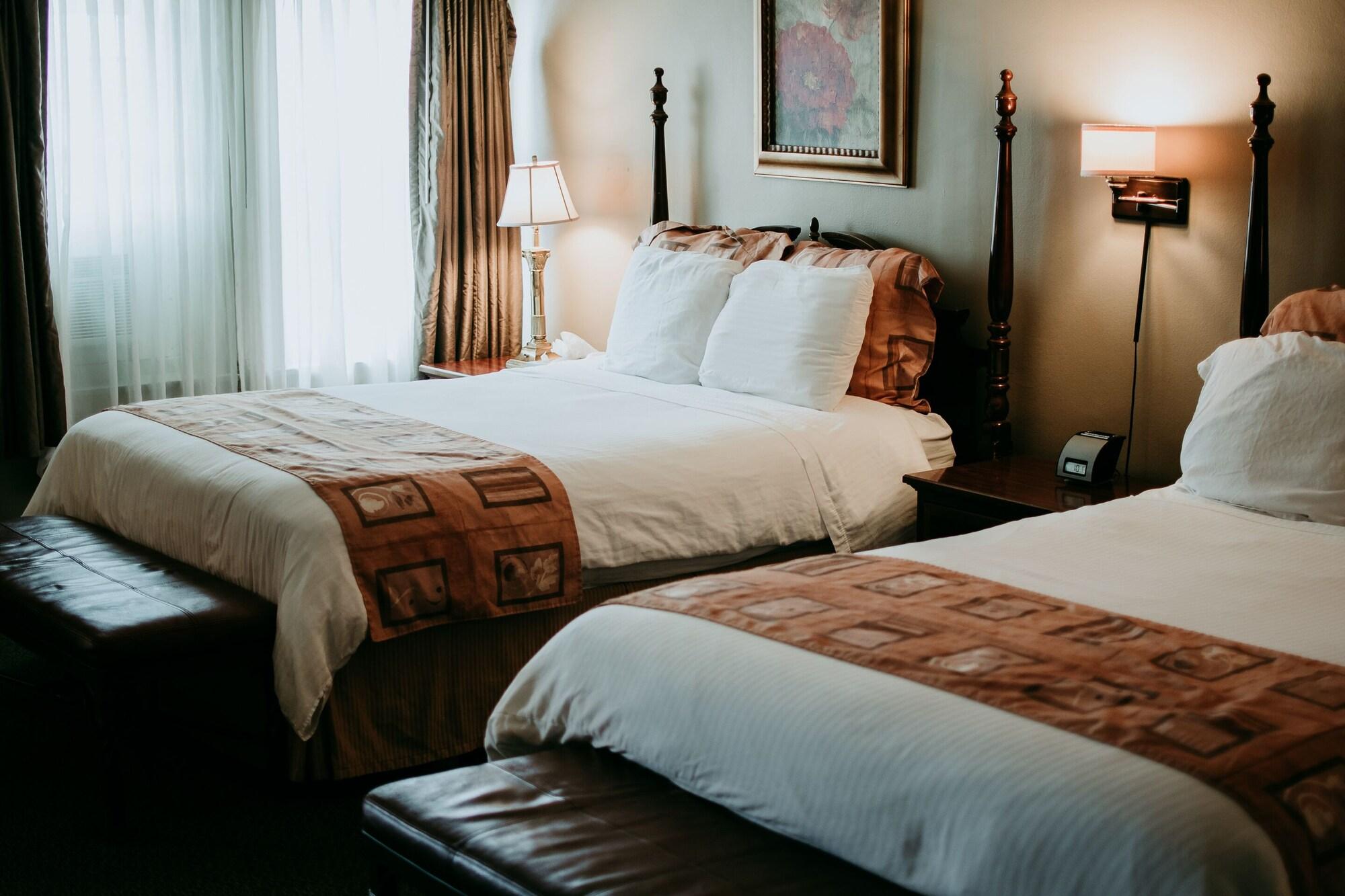 The Astor Hotel Милуоки Екстериор снимка